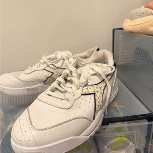 Diadora White and Gold Men's Shoes